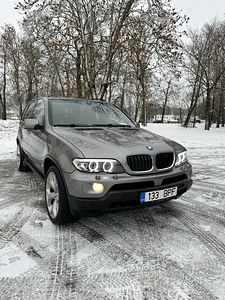 BMW x5 3.0 facelift (1 foto / 12)