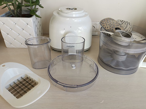Кухонный комбайн Philips (2 фото из 3)