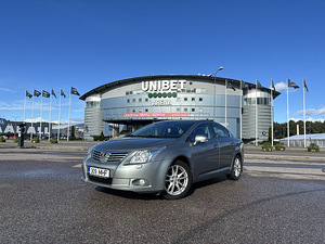 Toyota Avensis 1.8 85kW 2011a automaat (5 foto / 9)