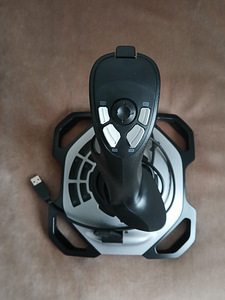 Müün juhtkangi Logitech EXTREME 3D PRO (4 foto / 5)