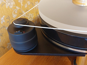 Pro-Ject RPM 5 SE vinüüplaadimängija (3 foto / 10)
