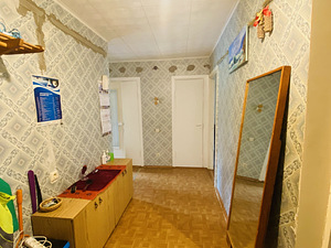 3 комнатная квартира в Нарве (11 фото из 12)