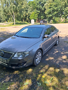 Passat b6 (2 foto / 10)