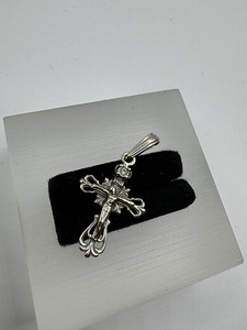 Kuldrist, 1,44g, valge kuld, teemant (1 foto / 2)