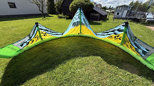 Cabrinha FX кайт 12m + планка (5 фото из 6)