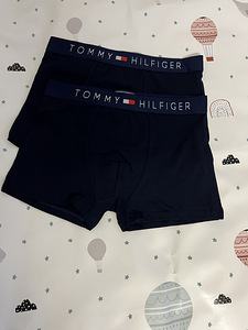 Tommy Hilfigeri meeste bokserid (10 foto / 10)