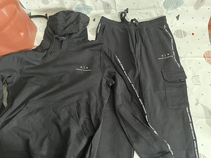 Костюм Armani (2 фото из 4)