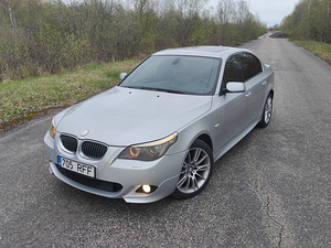 BMW 530d xdrive (2 foto / 9)