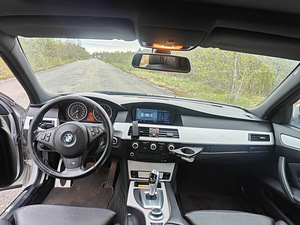 BMW 530d xdrive (8 foto / 9)