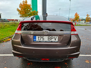 Honda Insight 1.3 65kB 2013a (7 foto / 13)
