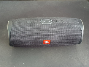 Kaasaskantav kõlar JBL Charge 4 - Bluetooth (2 foto / 5)