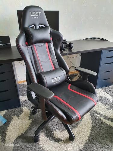 Игровое кресло EL33T Elite V3 Tallinn, Компьютерные столы – okidoki