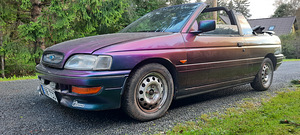 Ford Escort Кабрио (10 фото из 10)
