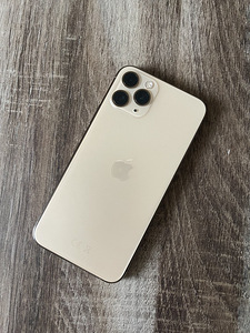 iPhone 11 Pro 256gb (2 фото из 3)