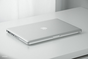 Macbook Pro 13 Mid 2010, 2,4/6GB/120GB SSD/UUS AKU (3 foto / 3)