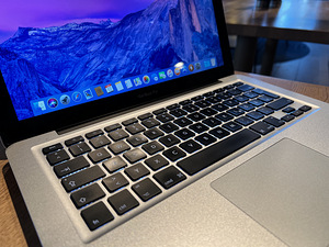 Macbook pro 13 Early 2011, Superdrive, NON-Retina, akku hea (2 foto / 4)