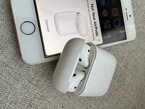 Apple AirPods 2 Gen Wireless Case kõrvaklapid heas korras (3 foto / 4)