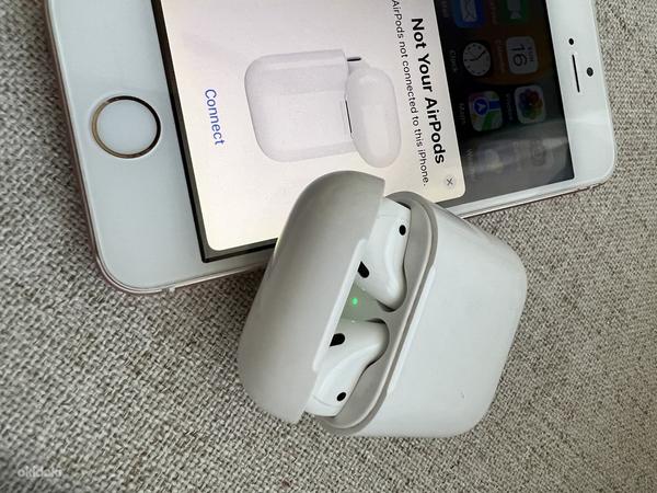 Apple AirPods 2 Gen Wireless Case kõrvaklapid heas korras (foto #3)