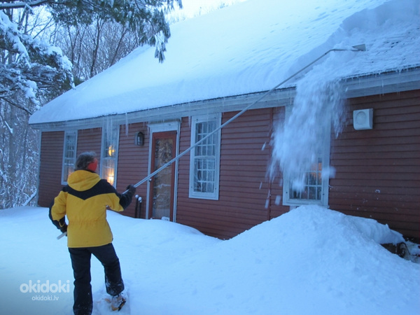 Уборка снега с крыш (фото #1)