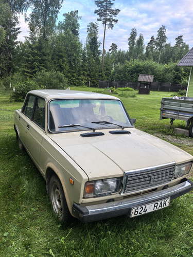 Lada 2107 (Vaz 2107)