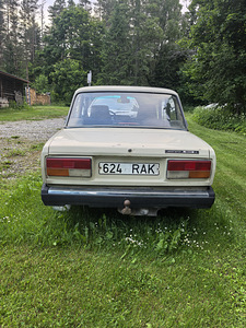 Lada 2107 (Vaz 2107) (4 foto / 6)