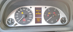 Mercedes-Benz B 180 2.0 80kW (9 foto / 9)