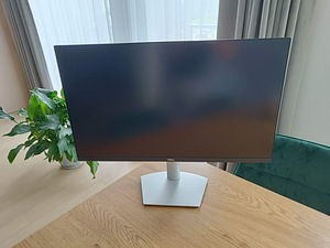 Монитор 4K 27" HDR Dell S2721QS (5 фото из 6)