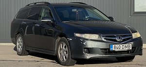Honda Accord 2.2 103kw 2006a (2 foto / 5)