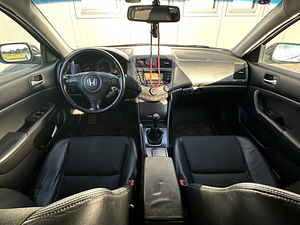 Honda Accord 2.2 103kw 2006a (4 foto / 5)