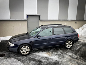 Audi A4 Avant 1.9TDI (2 foto / 14)