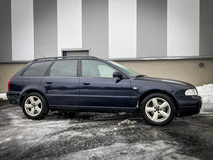 Audi A4 Avant 1.9TDI (5 foto / 14)