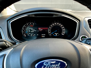 Ford Mondeo 2.0 TDCi 132kW (10 foto / 15)