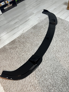 BMW E60/61 M-pak splitter (1 foto / 2)