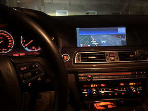 BMW F02 750Li xDrive (6 foto / 10)