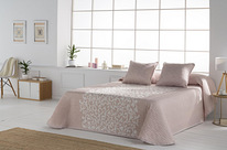 Покрывало на кровать Amal 270x270см розовое