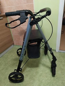 Rulaator 4- rattaline (5 foto / 5)
