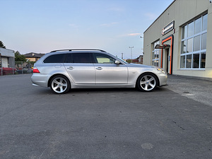 BMW e61 (2 foto / 15)