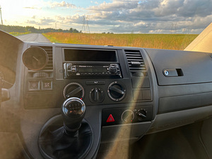 Volkswagen Transporter KOMBI 2.5 96kW (10 foto / 10)