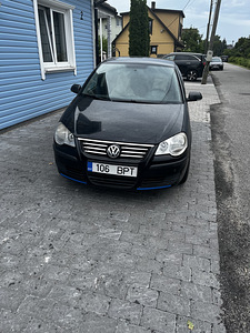 Продается volkswagen polo (2 фото из 6)