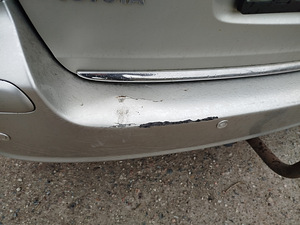 Toyota Avensis (10 foto / 12)