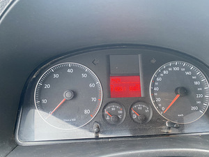 VOLKSWAGEN Caddy (5 foto / 5)