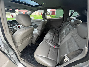 Honda FR-V (2 фото из 7)