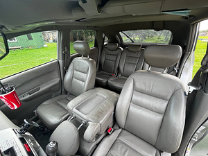 Honda FR-V (3 фото из 7)