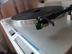 Vinüülplaadimängija "Pioneer" (3 foto / 3)