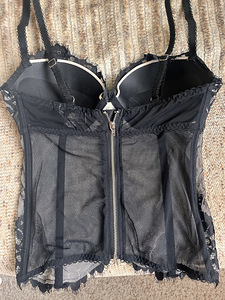 Женское белье (3 фото из 7)