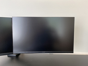 2x Acer Nitro RG240Y 24" + Dual Monitor Stand (2 foto / 6)