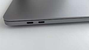 Macbook Pro 16 2019 Touch Bar I7 32GB 500GB (4 foto / 4)