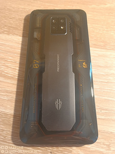 ZTE Nubia Red magic 7 pro 16/512 Global (1 foto / 4)