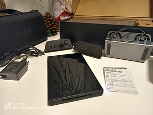 Lenovo Legion Go Z1 Extreme 16/512 (3 foto / 5)