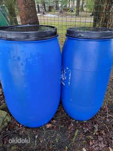 Sinine plasttünn kaanega 160 l